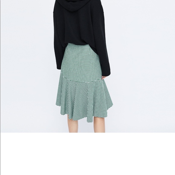 ⭐️⭐️Sale!! Zara Midi Asymmetric Skirt **Host Pic** - Picture 5 of 8